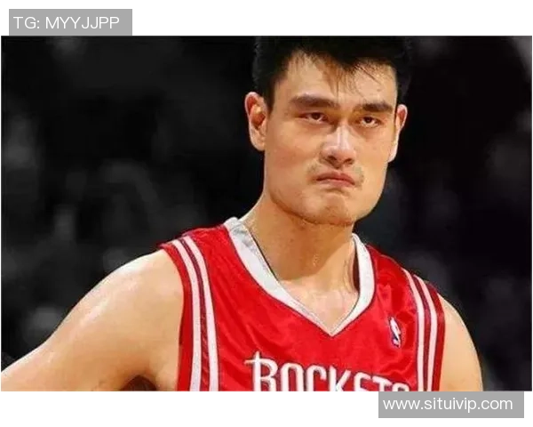 姚明心中的足球巨星是谁他对他们的看法与期待